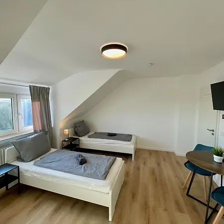 Wohnen Auf Zeit, Auguststraße 11a