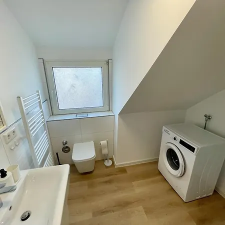 Апартаменты Moderne Monteur- Und Familienwohnung Auf Zeit In Sued