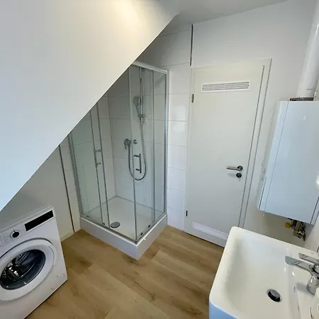Apartment Wohnen Auf Zeit, Auguststraße 11a