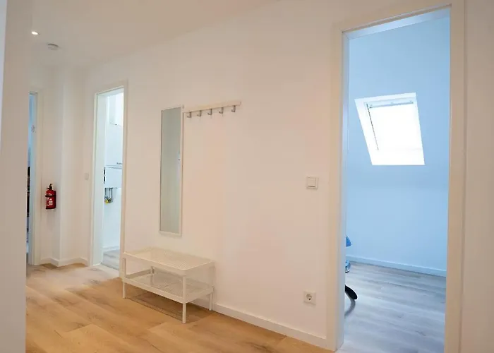 Moderne Monteur- Und Familienwohnung Auf Zeit In Sued شقة رمشيد