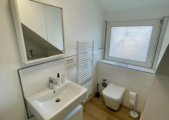 Moderne Monteur- Und Familienwohnung Auf Zeit In Süd Apartamento *