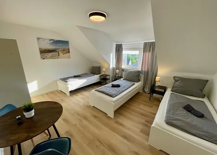 Moderne Monteur- Und Familienwohnung Auf Zeit In Süd Apartamento